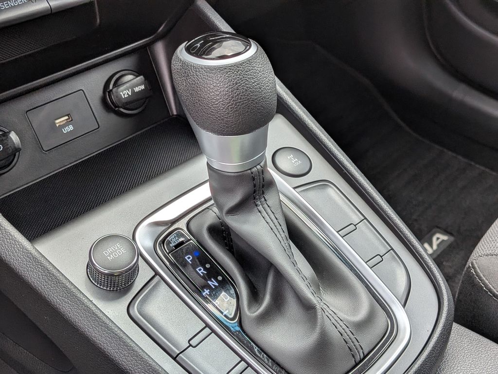 2023 Hyundai Kona SEL - Photo 22