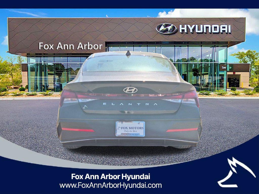 New 2026 Hyundai Elantra SEL Sport Plus Sedan