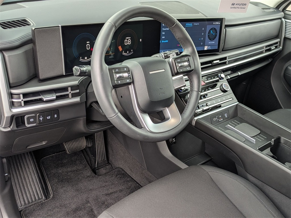 2025 Hyundai Santa Fe SE - Photo 14