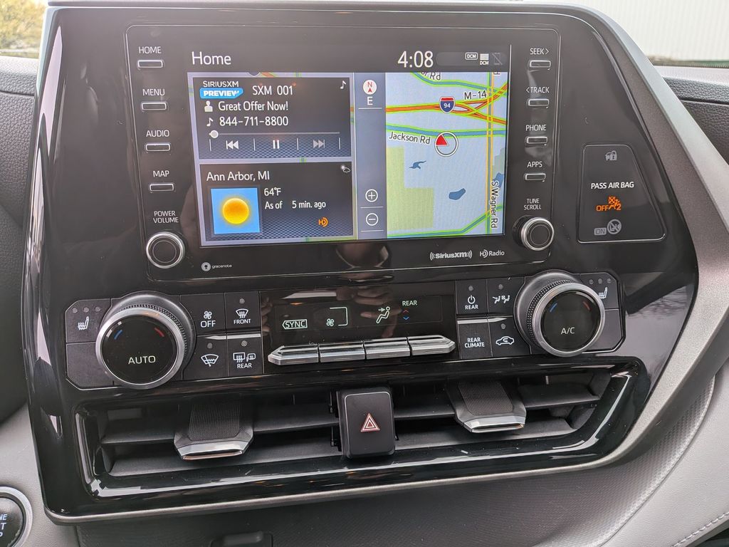 2020 Toyota Highlander XLE - Photo 20