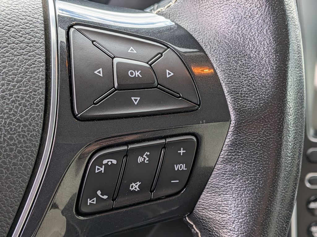 2016 Ford Explorer Platinum - Photo 18