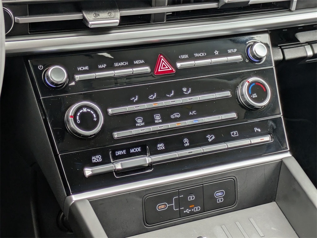 2025 Hyundai Santa Fe SE - Photo 24