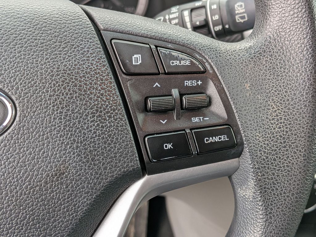 2021 Hyundai Tucson Value - Photo 17