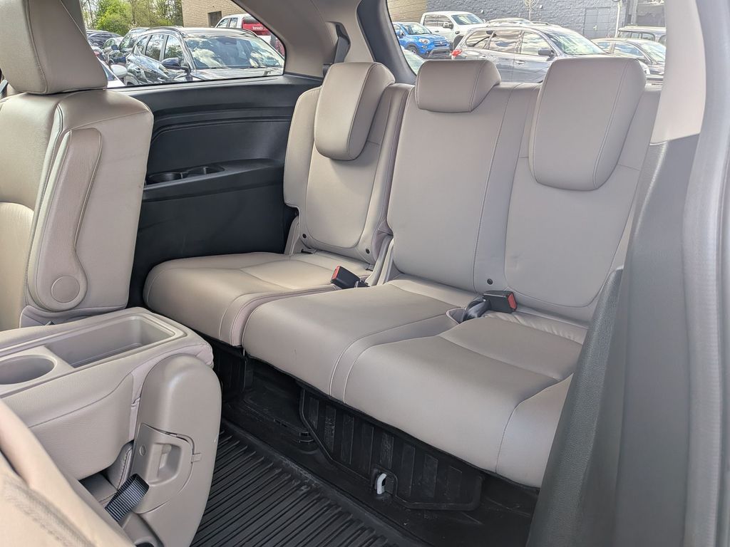 2023 Honda Odyssey EX-L - Photo 28