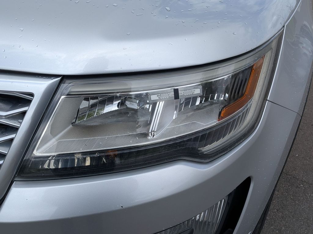 2016 Ford Explorer Platinum - Photo 9