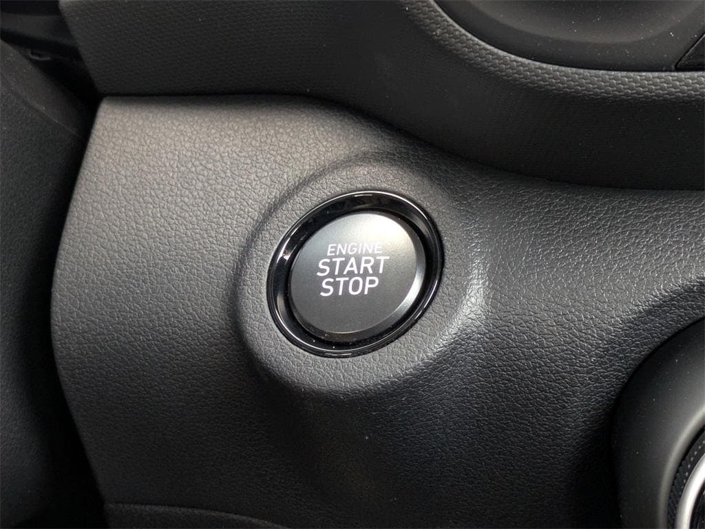 2025 Hyundai Venue SEL - Photo 27