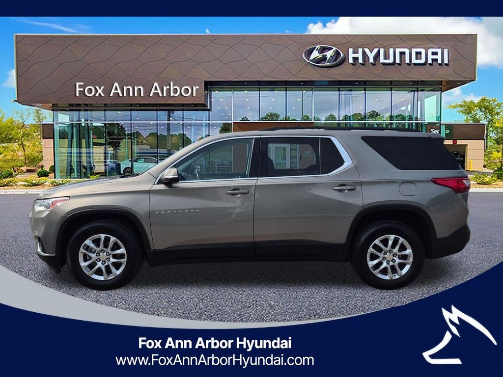 Used 2019 Chevrolet Traverse LT Cloth w/1LT SUV