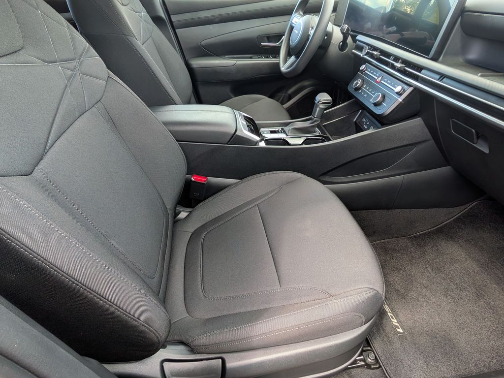 2026 Hyundai Tucson SE - Photo 28