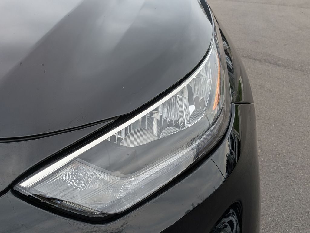 2020 Toyota Highlander XLE - Photo 9
