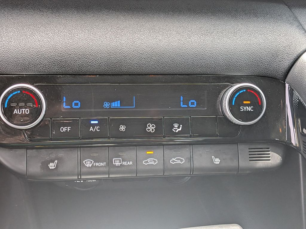 2021 Hyundai Elantra SEL - Photo 21