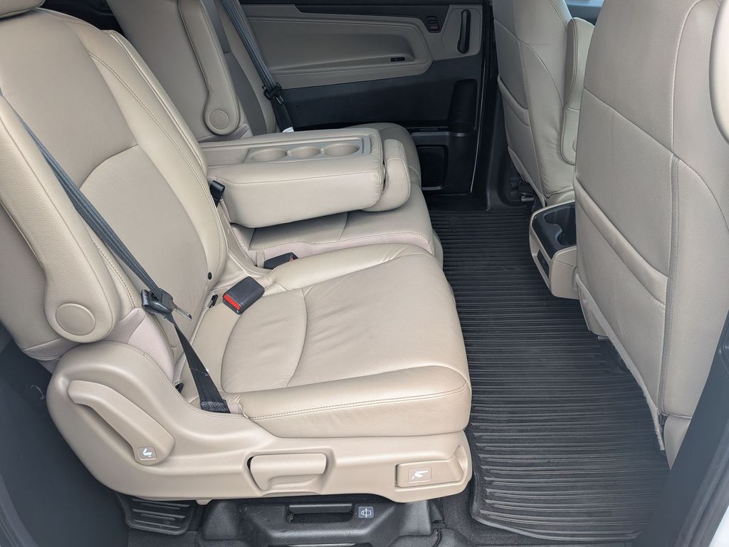 2023 Honda Odyssey EX-L - Photo 29