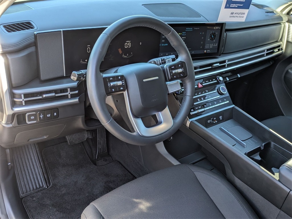 2025 Hyundai Santa Fe SE - Photo 14