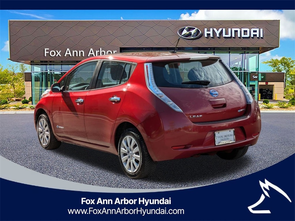 Used 2013 Nissan LEAF S Hatchback