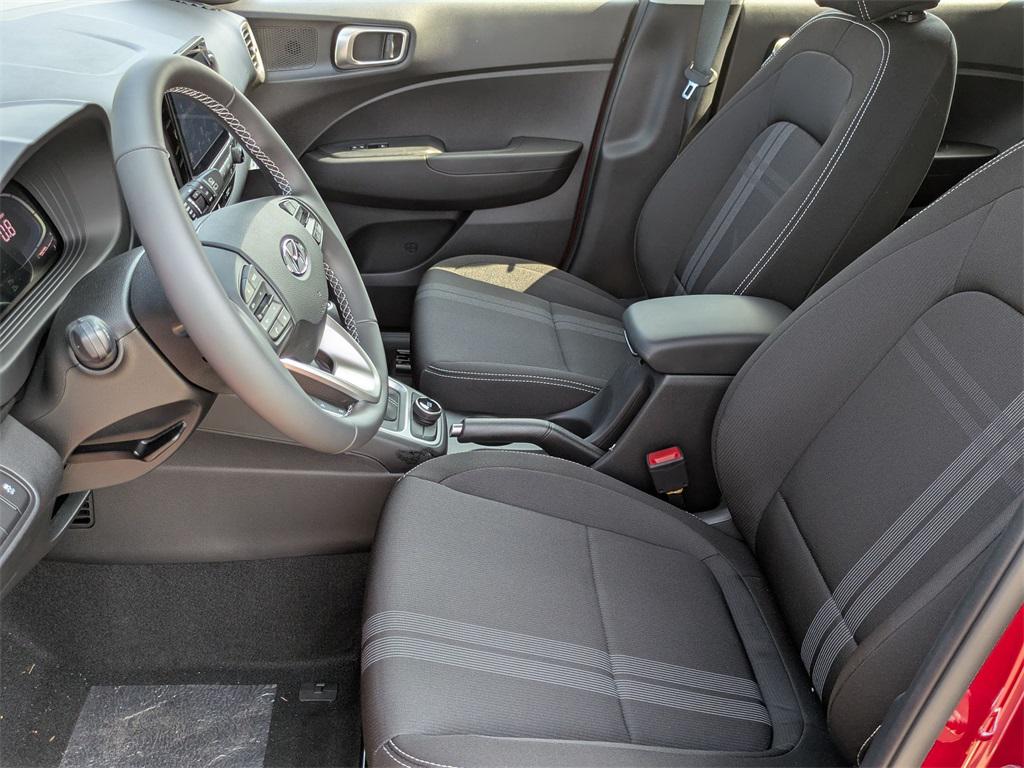2025 Hyundai Venue SEL - Photo 11