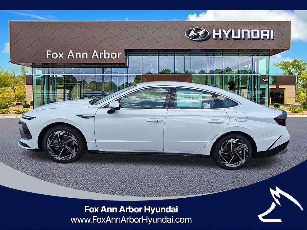 New 2026 Hyundai Sonata SEL Sport Sedan