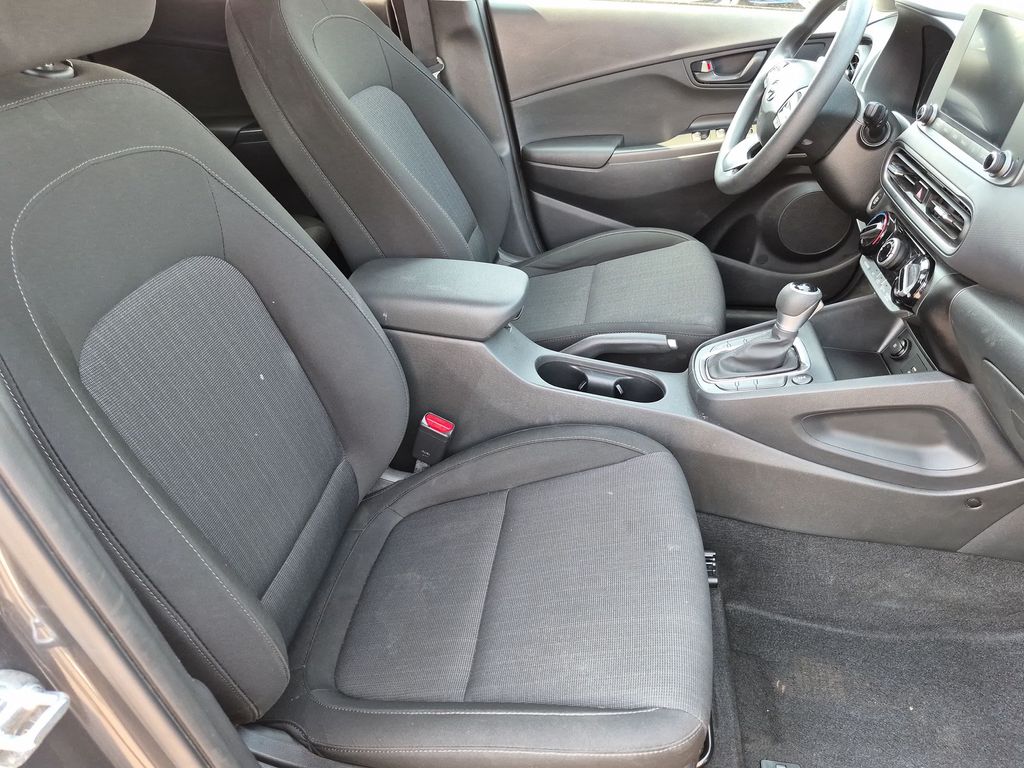 2022 Hyundai Kona SEL - Photo 28