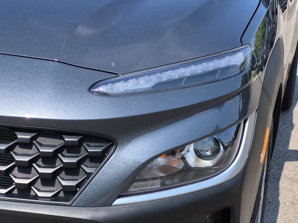 2022 Hyundai Kona SEL - Photo 9