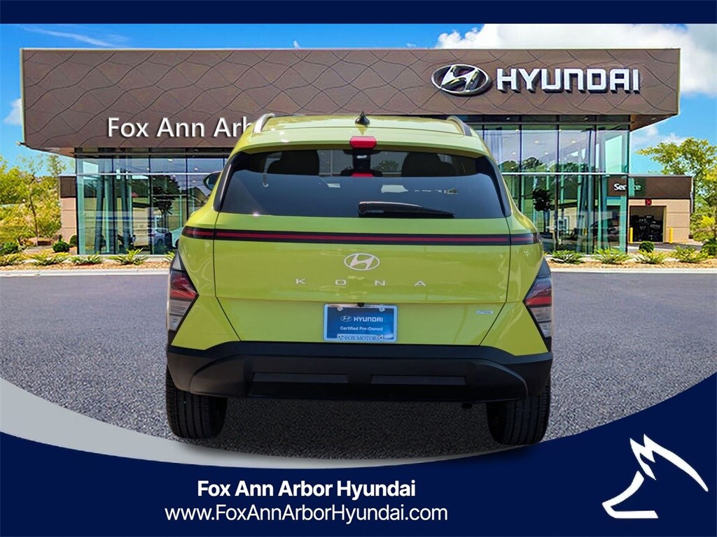 2024 Hyundai Kona SEL photo 3