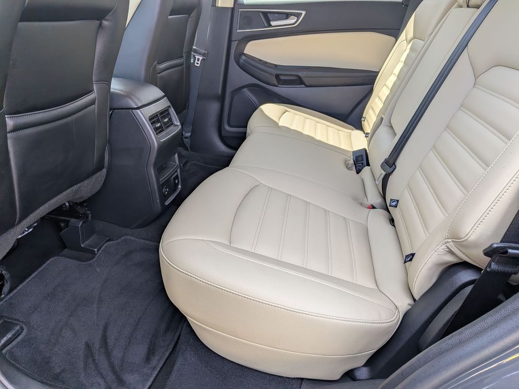 2021 Ford Edge SEL - Photo 27