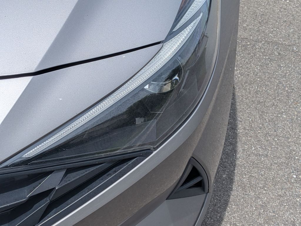 2021 Hyundai Elantra SEL - Photo 9