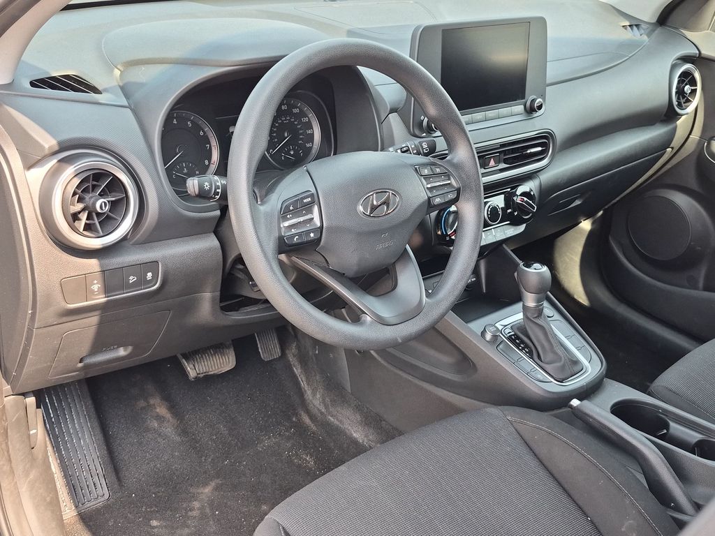 2022 Hyundai Kona SEL - Photo 11