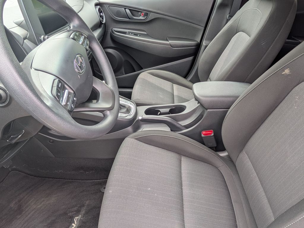 2023 Hyundai Kona SEL - Photo 12