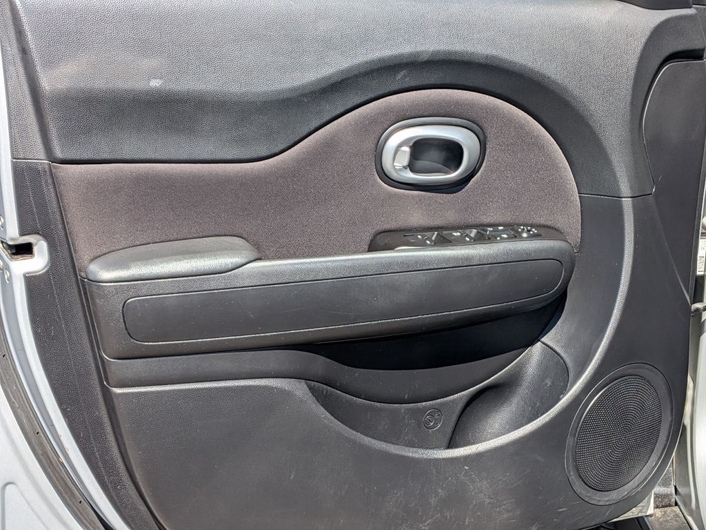 2015 Kia Soul Base - Photo 13