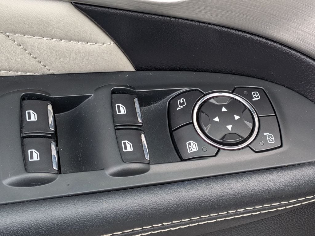 2016 Ford Explorer Platinum - Photo 15