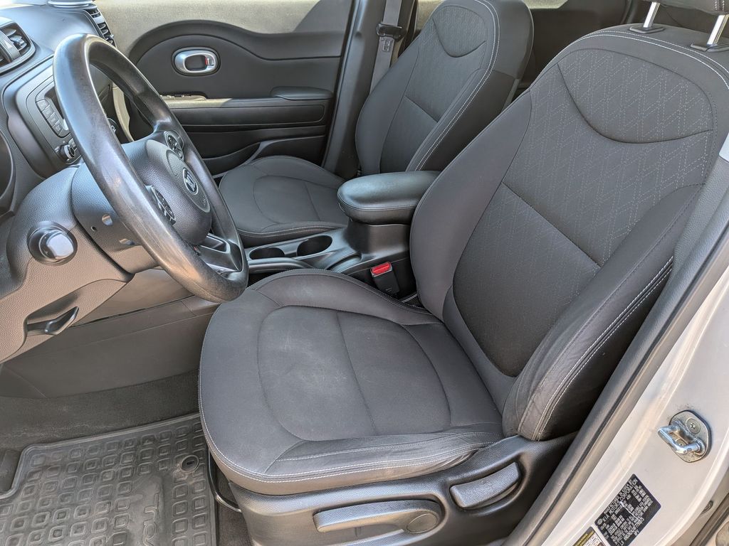 2015 Kia Soul Base - Photo 12