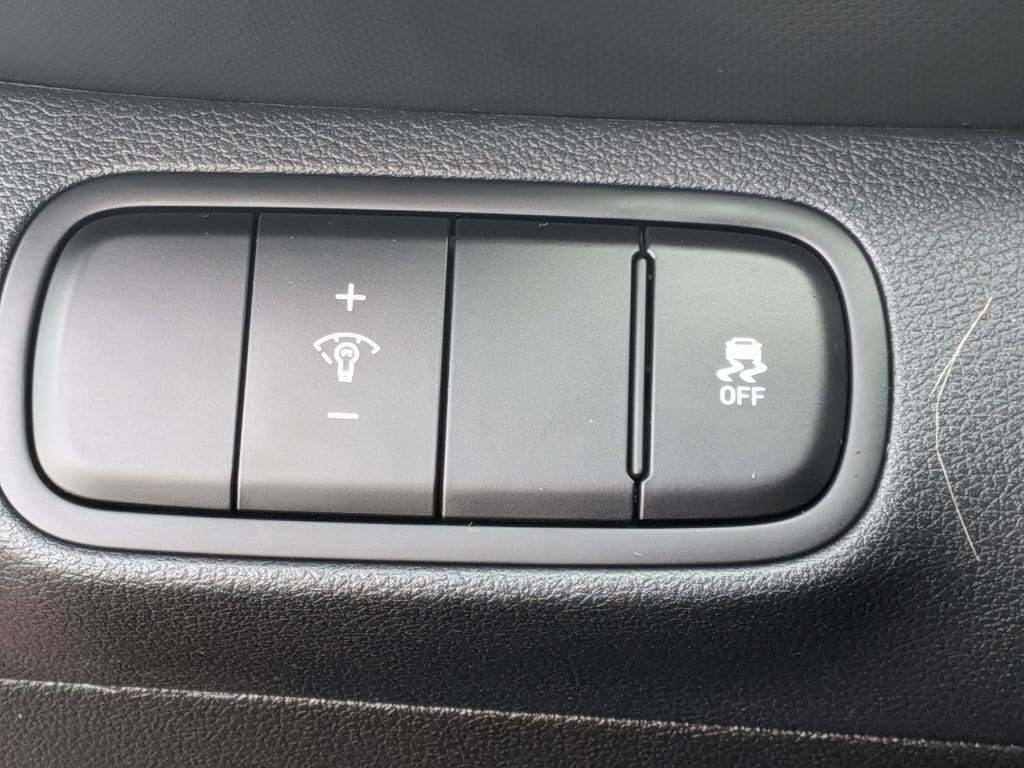 2024 Hyundai Venue SE - Photo 15