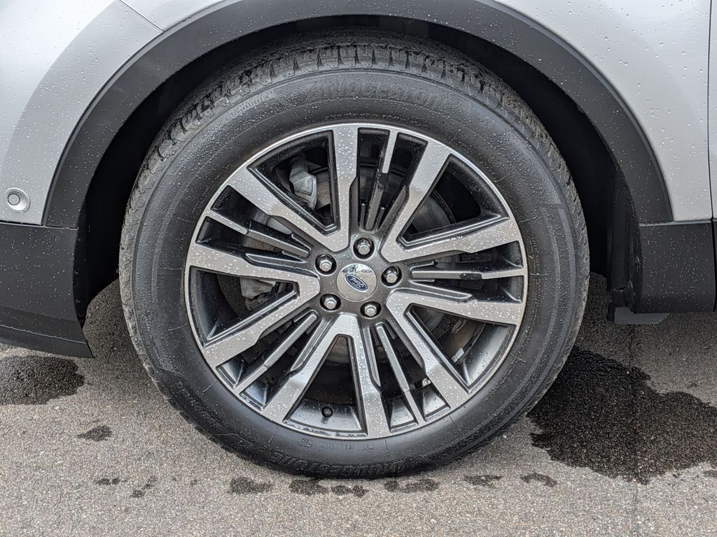 2016 Ford Explorer Platinum - Photo 10