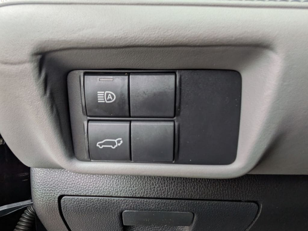 2020 Toyota Highlander XLE - Photo 16