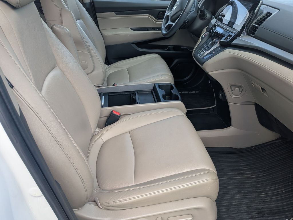 2023 Honda Odyssey EX-L - Photo 30