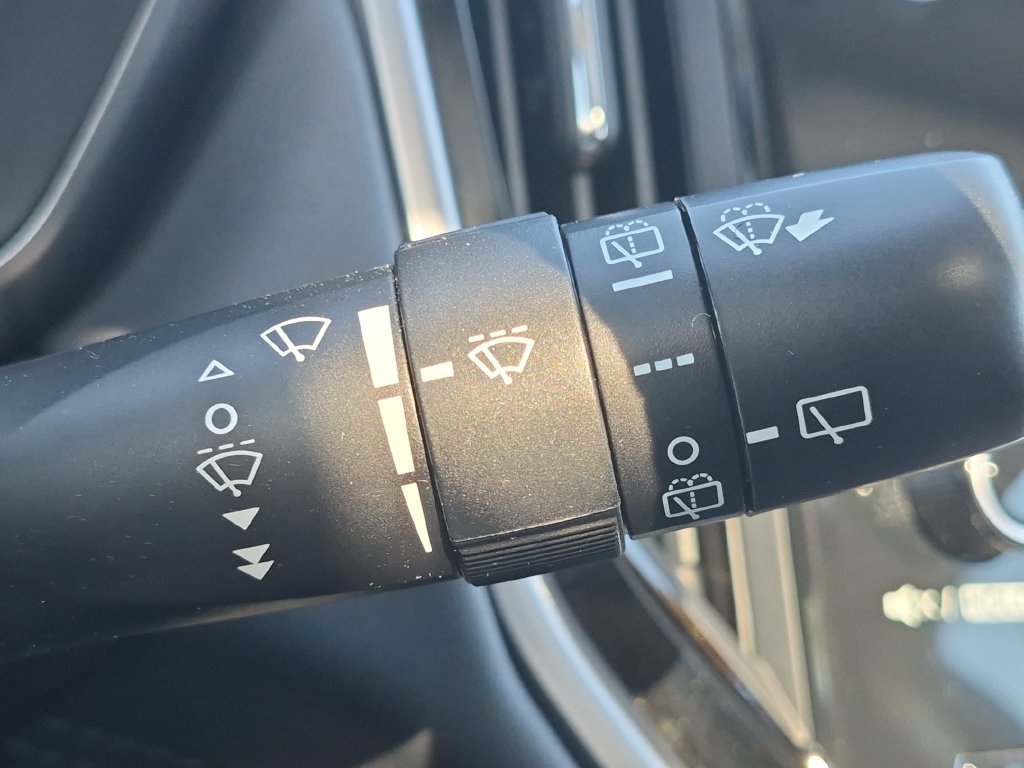 2020 Subaru Outback Limited - Photo 20