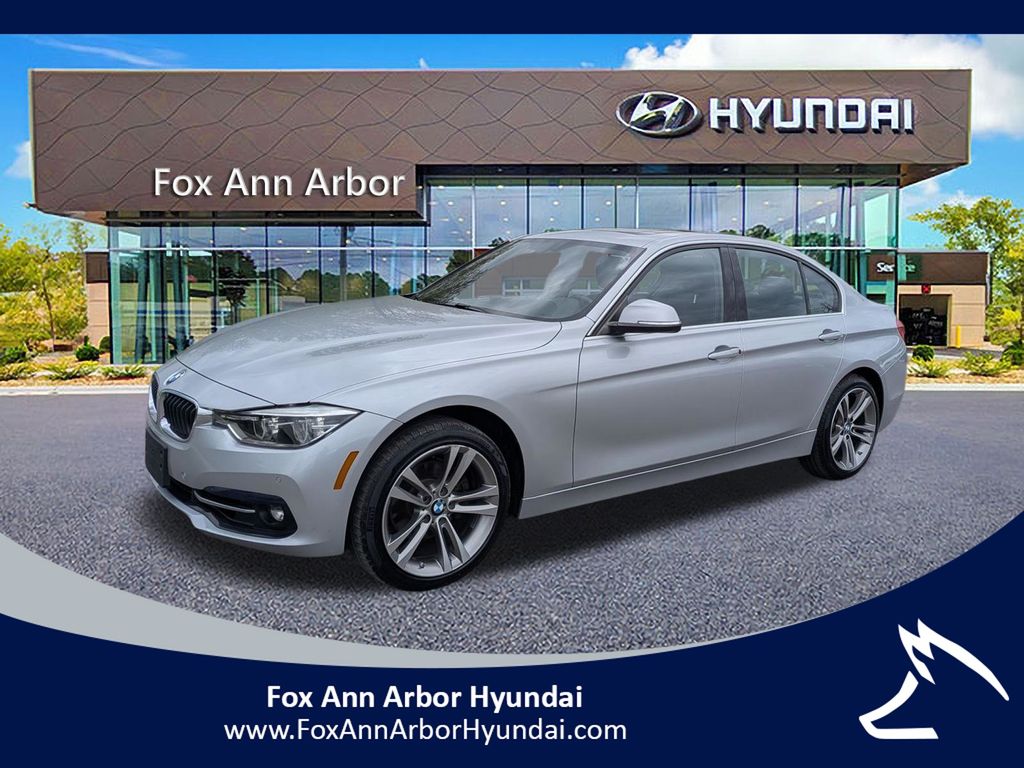 2018 BMW 3 Series 330i xDrive Sedan's photo