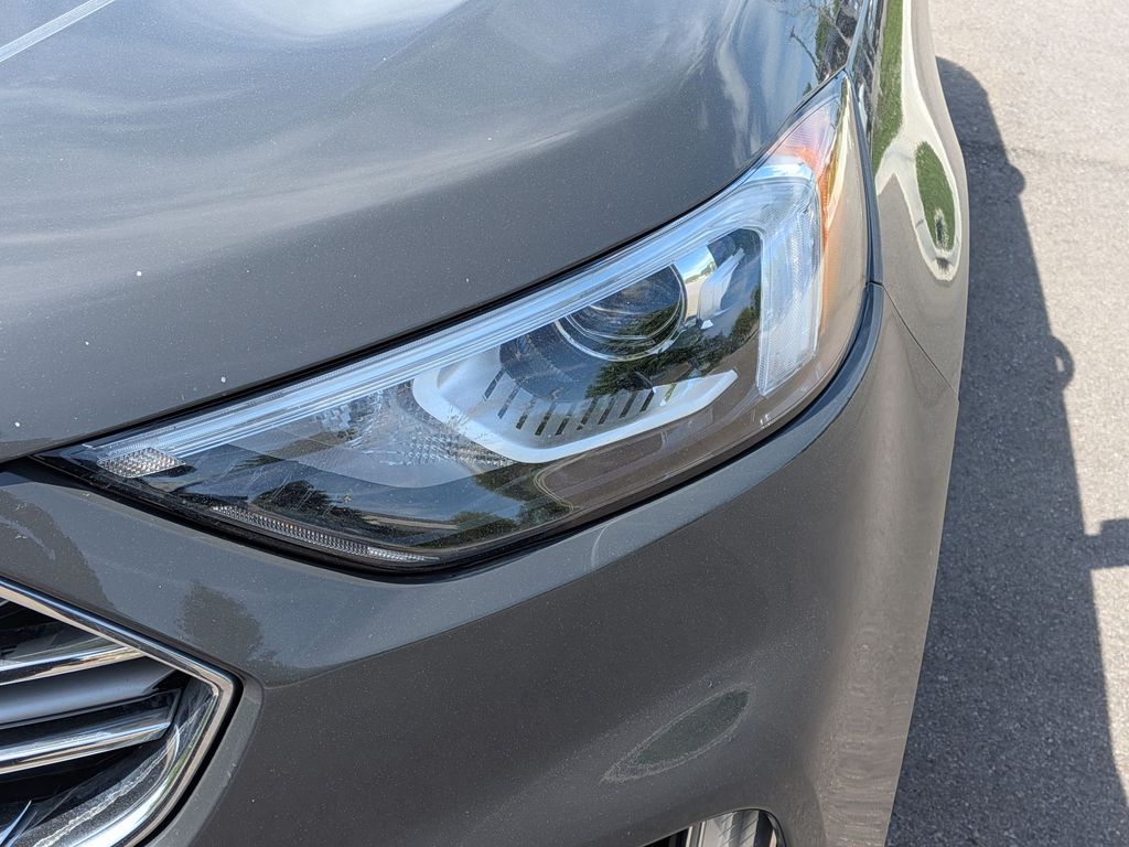 2021 Ford Edge SEL - Photo 9
