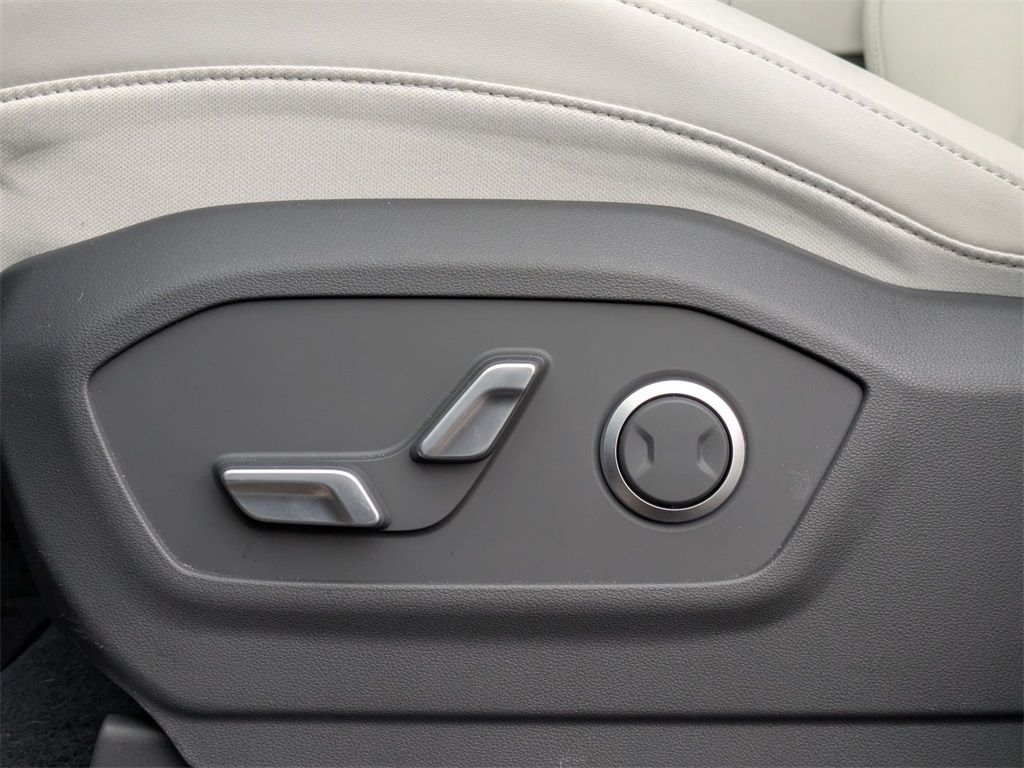 2026 Hyundai Santa Fe SEL - Photo 15