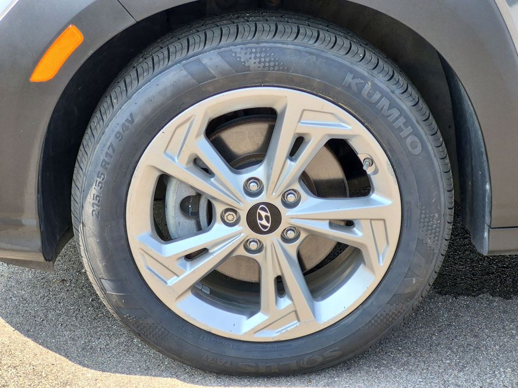 2022 Hyundai Kona SEL - Photo 10