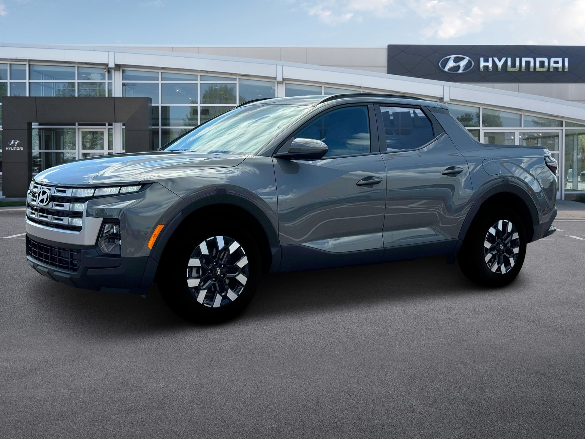 Used 2025 Hyundai Santa Cruz SEL Activity with VIN 5NTJCDDE2SH137103 for sale in Ann Arbor, MI