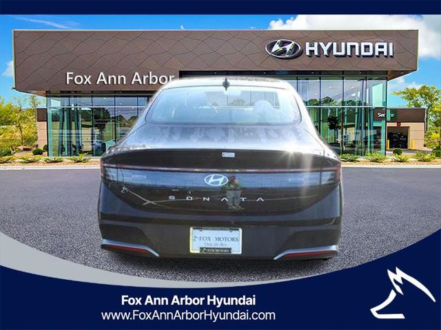 2025 Hyundai Sonata SE photo 4