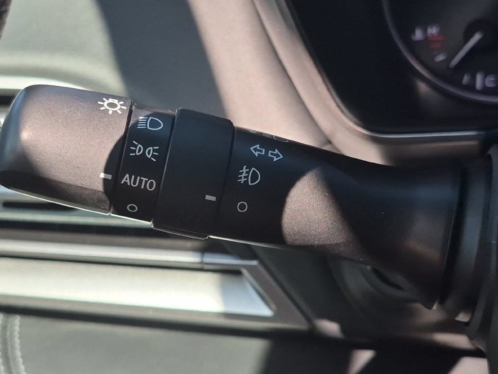 2020 Subaru Outback Limited - Photo 19