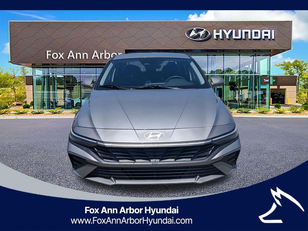 2024 Hyundai Elantra SEL - Photo 8