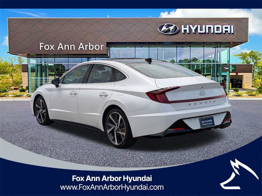 2022 Hyundai Sonata SEL Plus photo 3