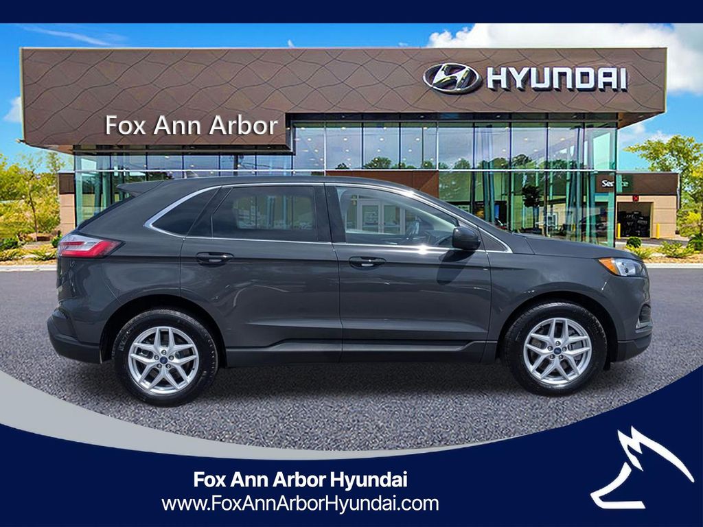 2021 Ford Edge SEL - Photo 6