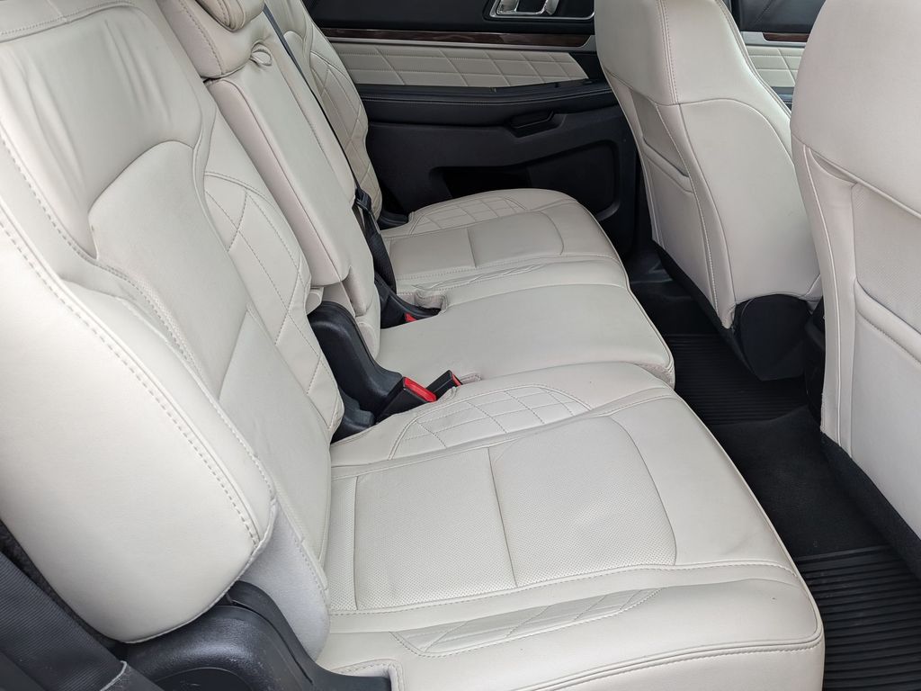 2016 Ford Explorer Platinum - Photo 30