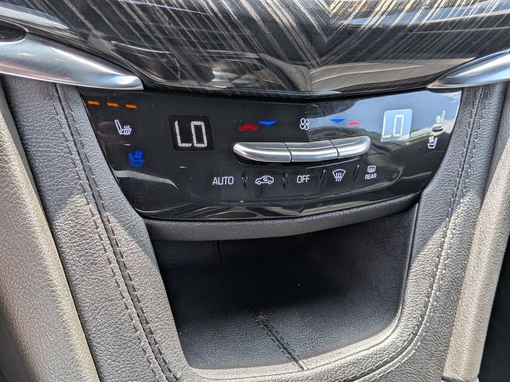 2023 Cadillac XT6 Premium Luxury - Photo 24