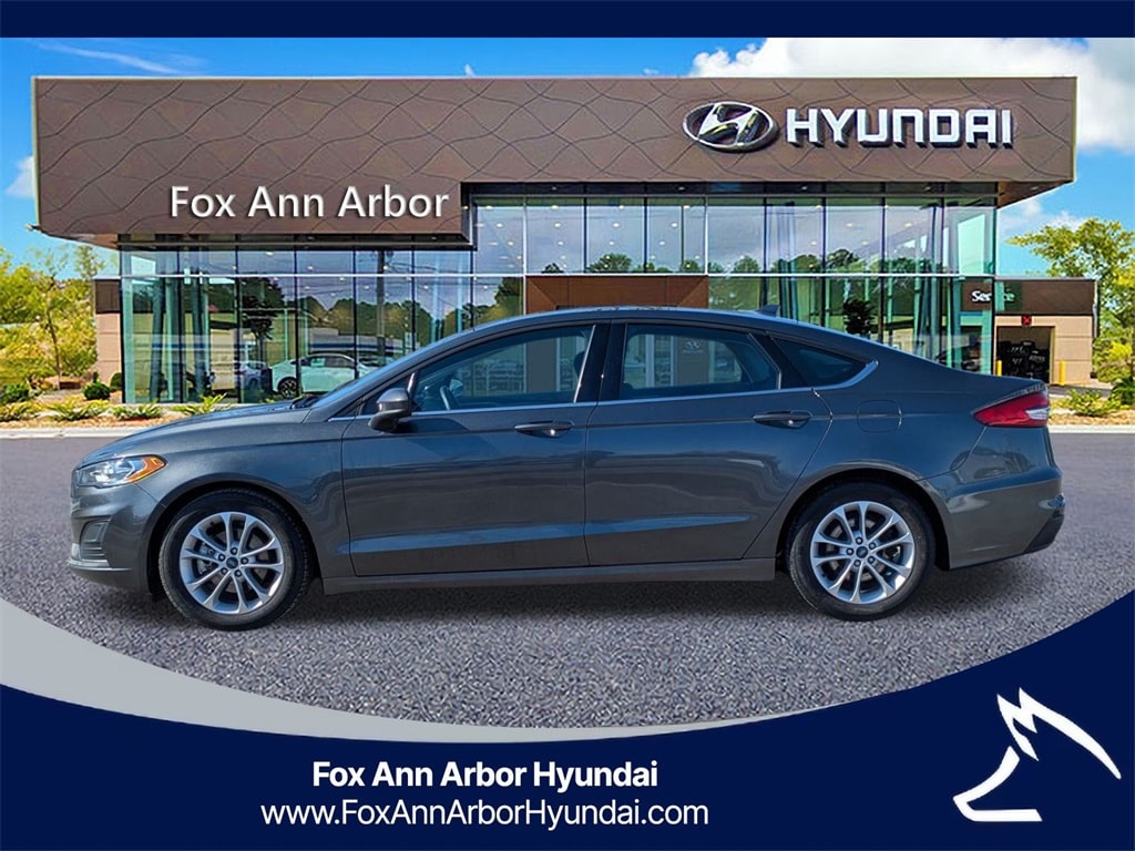 Used 2020 Ford Fusion SE Sedan