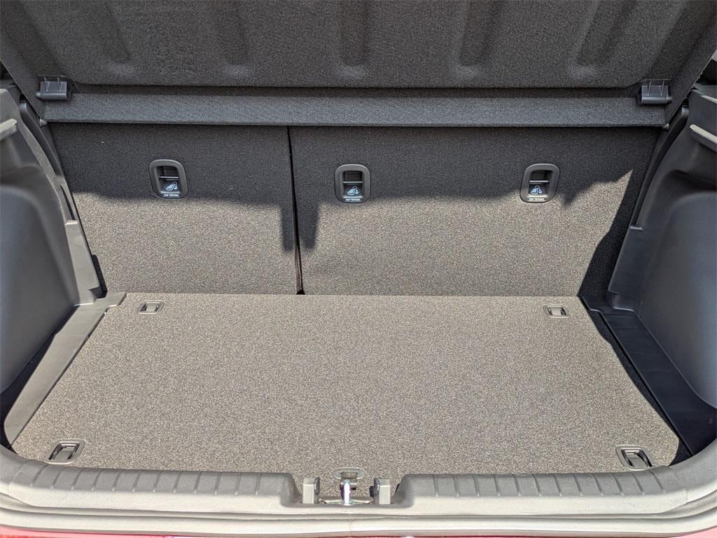 2025 Hyundai Venue SEL - Photo 14