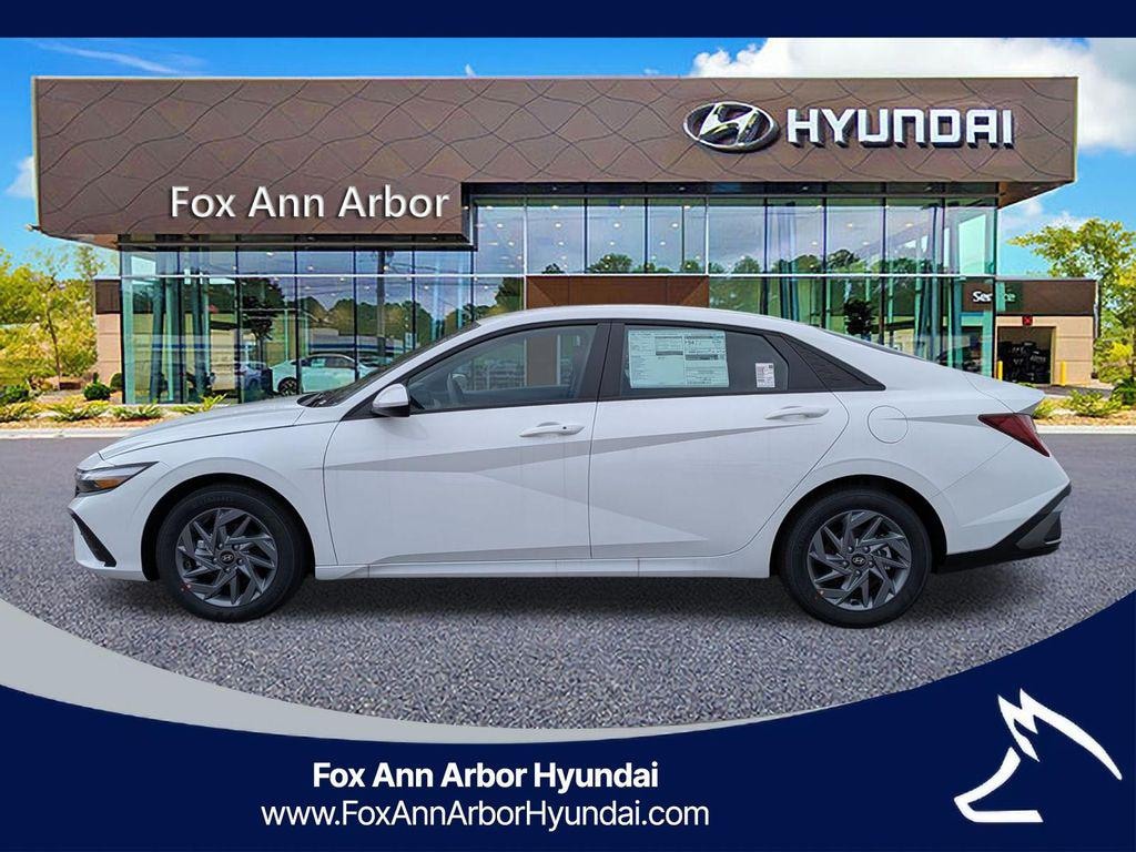New 2026 Hyundai Elantra Hybrid Blue Sedan