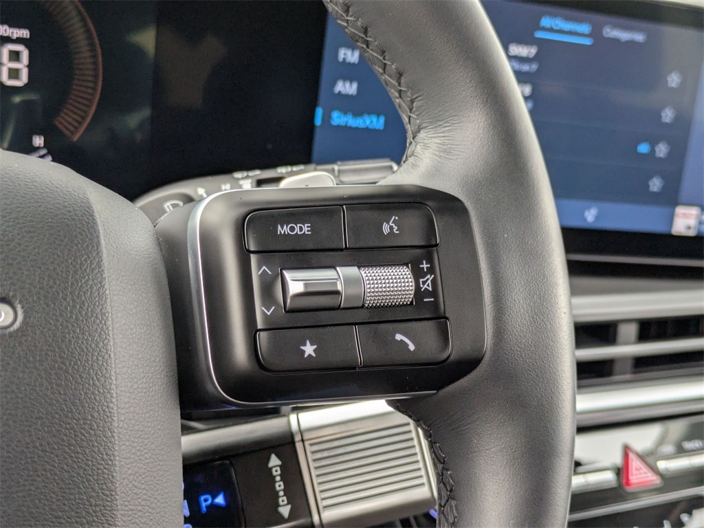 2025 Hyundai Santa Fe SE - Photo 19